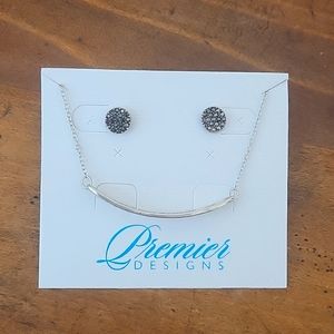 Premier Designs Earring and Bracelet Set